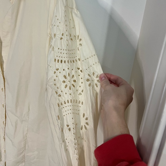 Elegant Cream Women's Blouse with Floral Eyelet Detailing Cottagecore - Picture 3 of 7